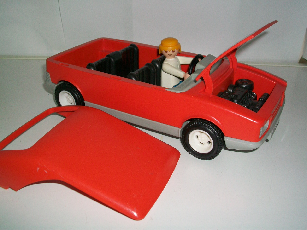 coche rojo de playmobil